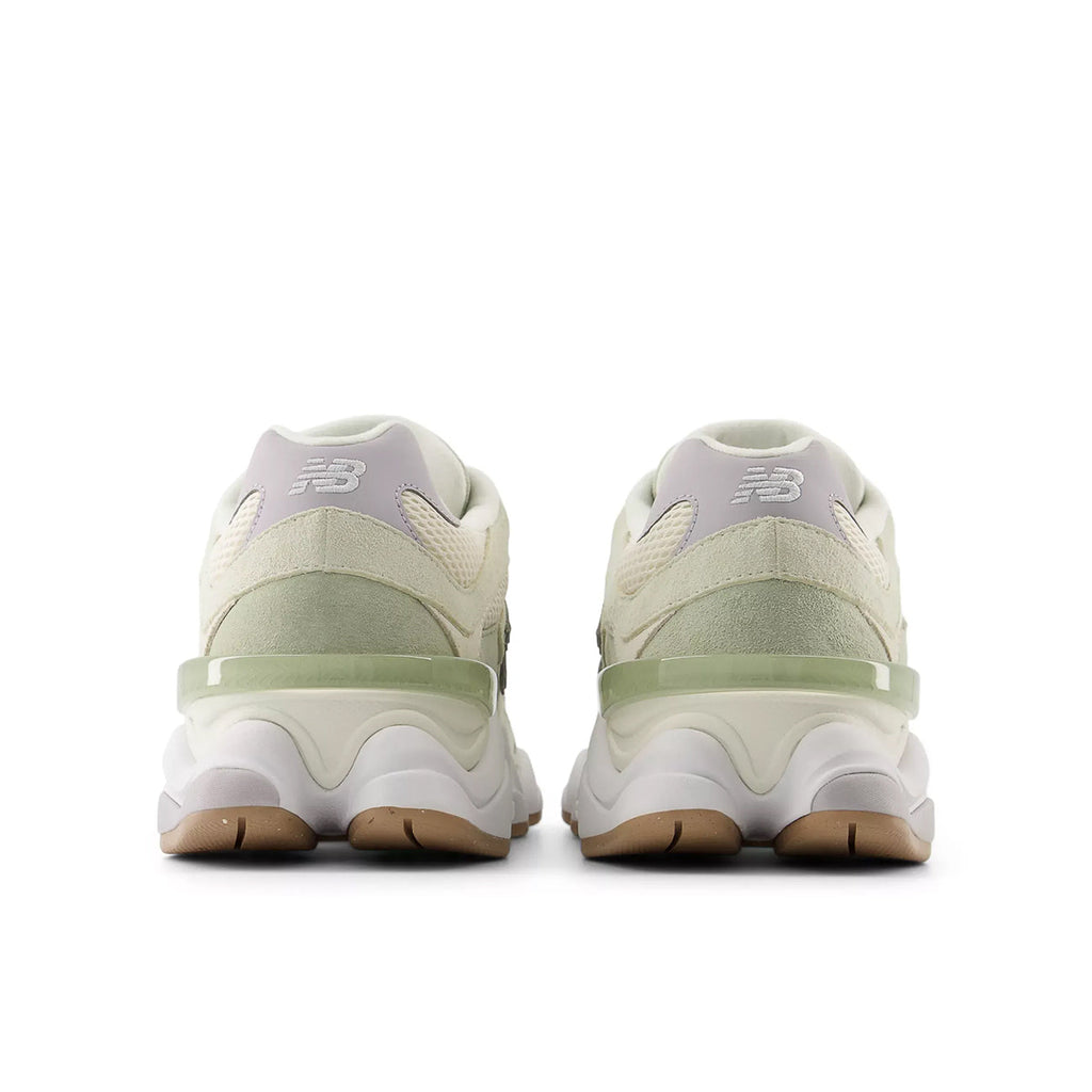 9060 "Garter Snake / Pearl Grey"
