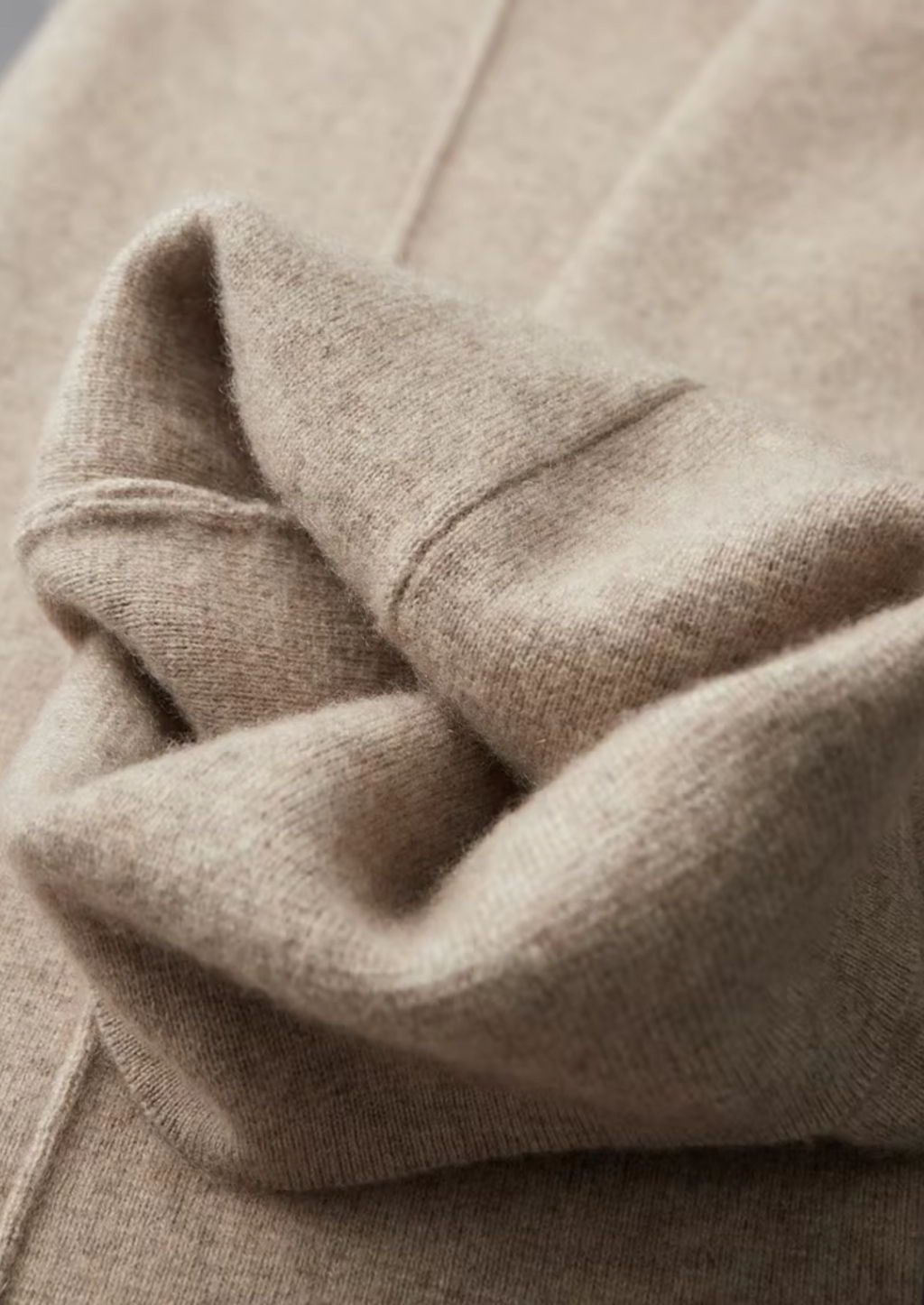 Pure Extra-Fine Merino Wool Sand Falconi Set
