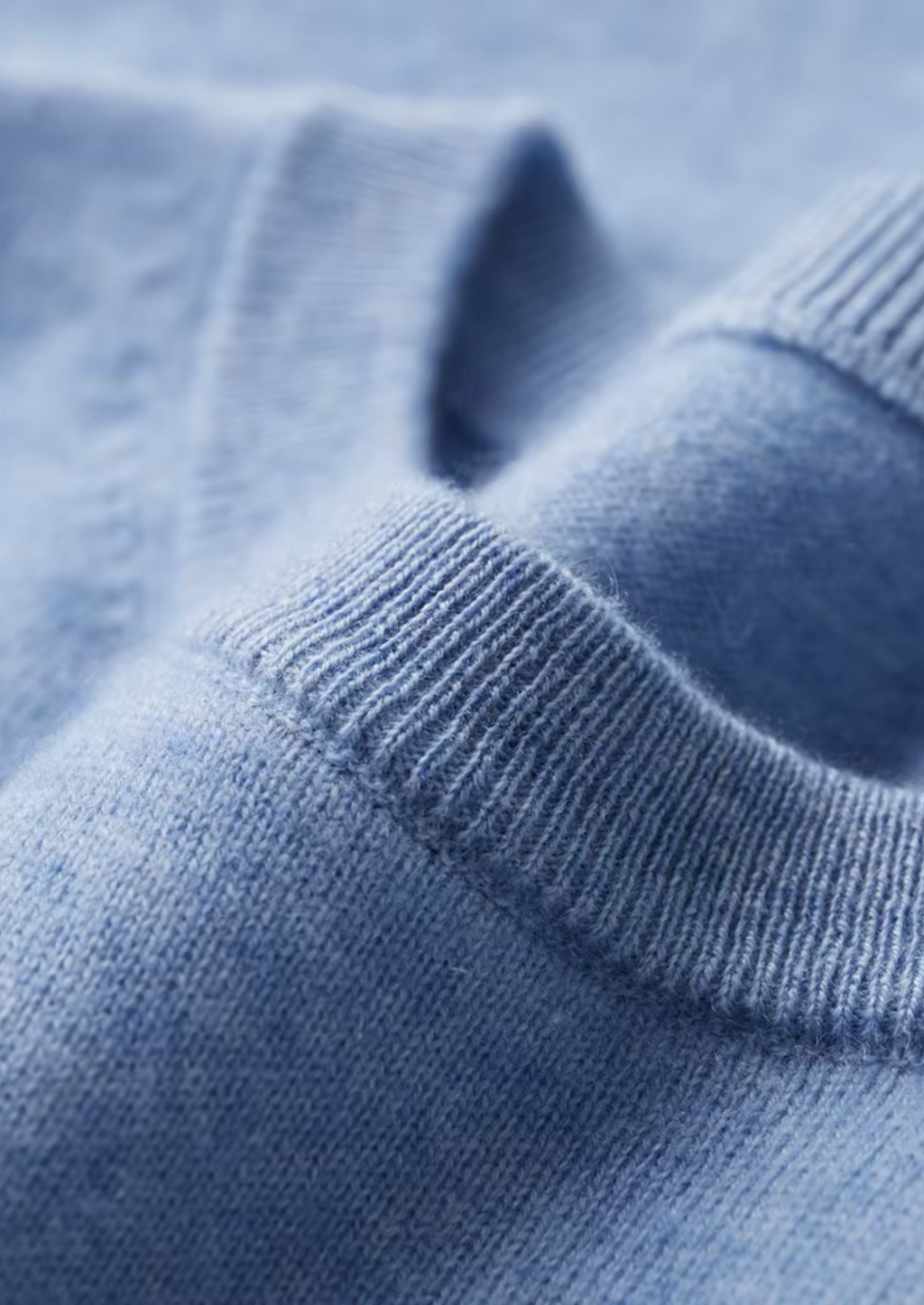 Premium Cashmere Classic Crewneck T-Shirt - Light Blue