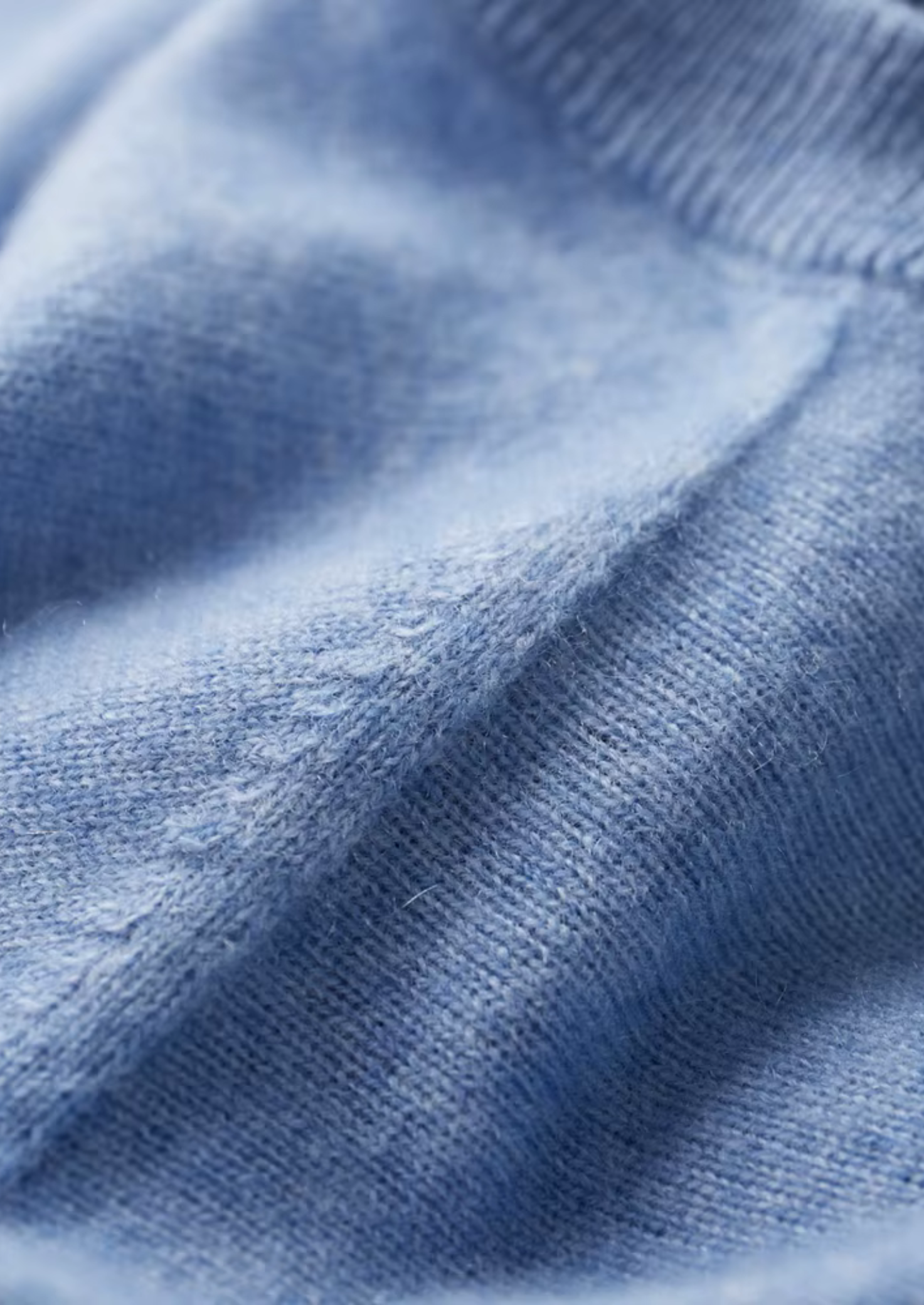 Premium Cashmere Classic Crewneck T-Shirt - Light Blue