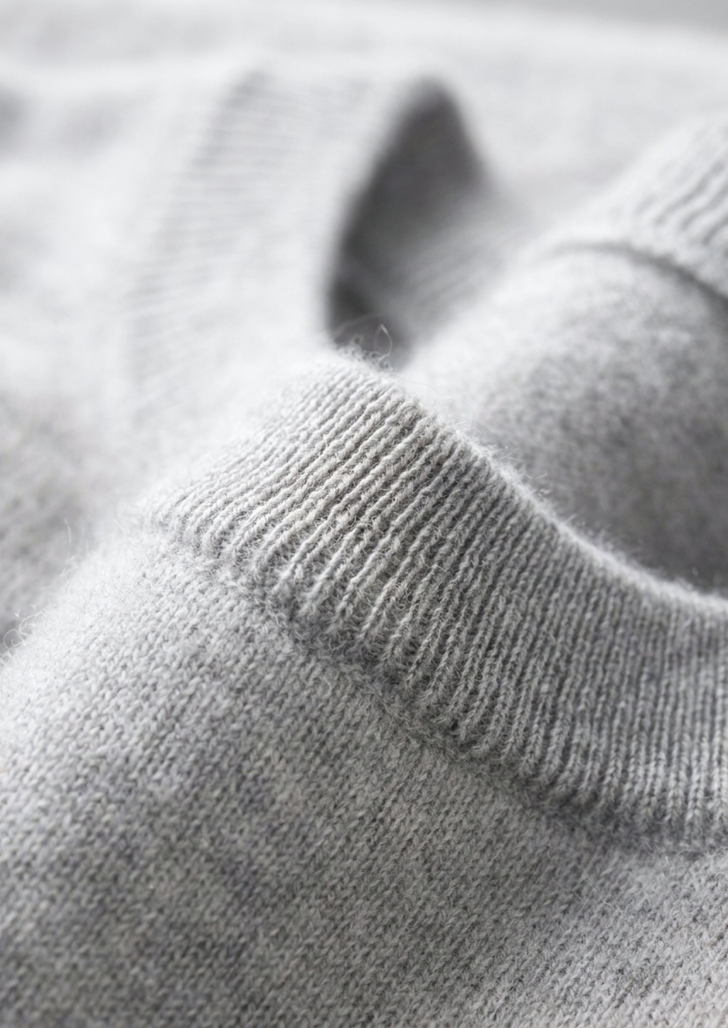 Premium Cashmere Classic Crewneck T-Shirt - Light Gray